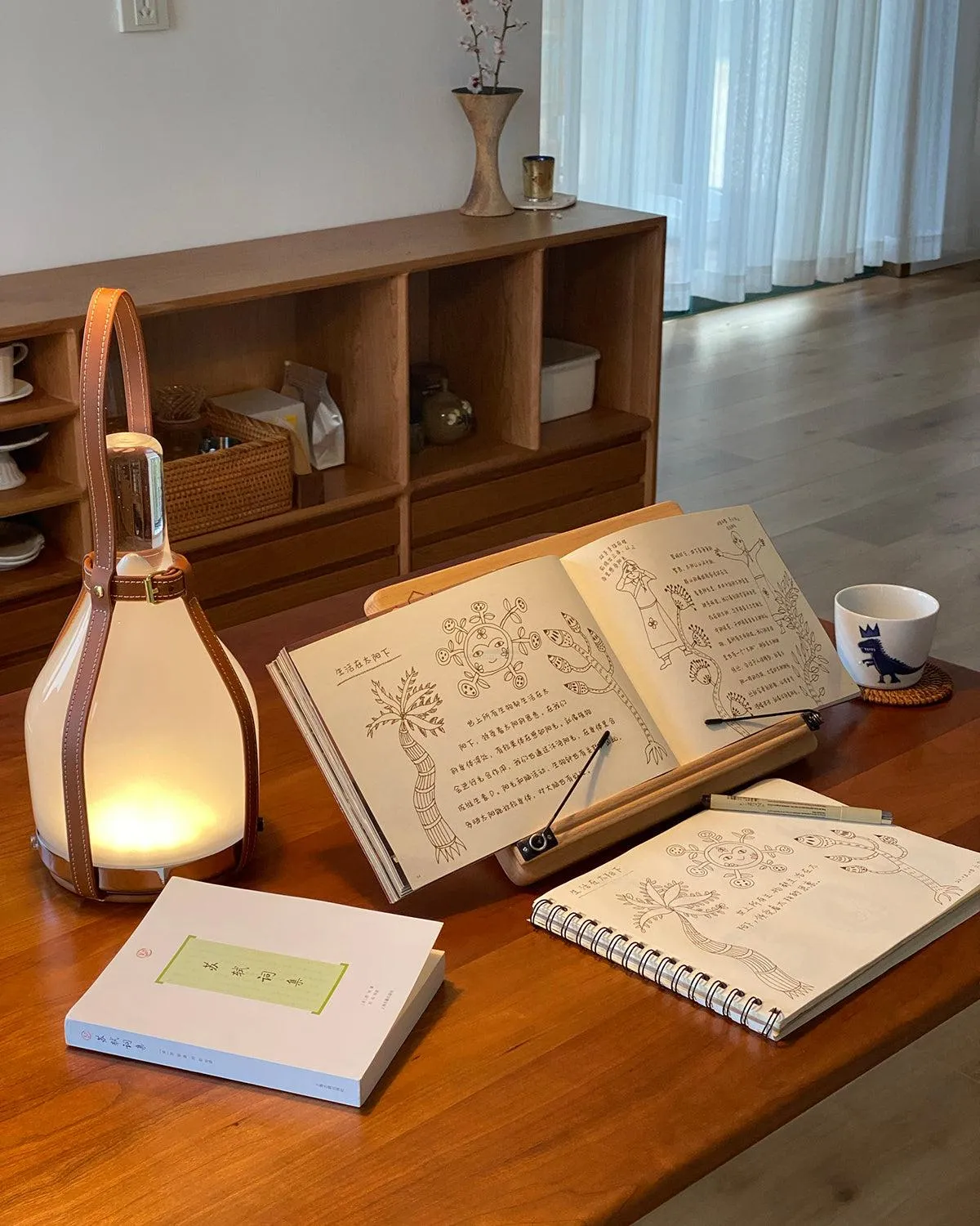 Belt Portable Built-in Battery Table Lamp  ∅ 4.3″